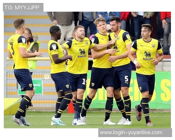 德比队与布莱克本的激烈对决展现英冠赛场的竞争魅力与精彩瞬间